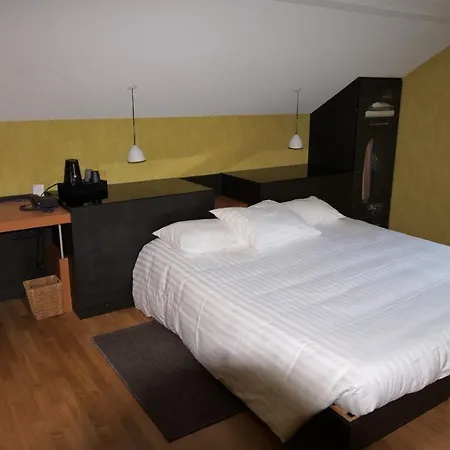 De Charme L'oree Du Parc 4* Romans-sur-Isère