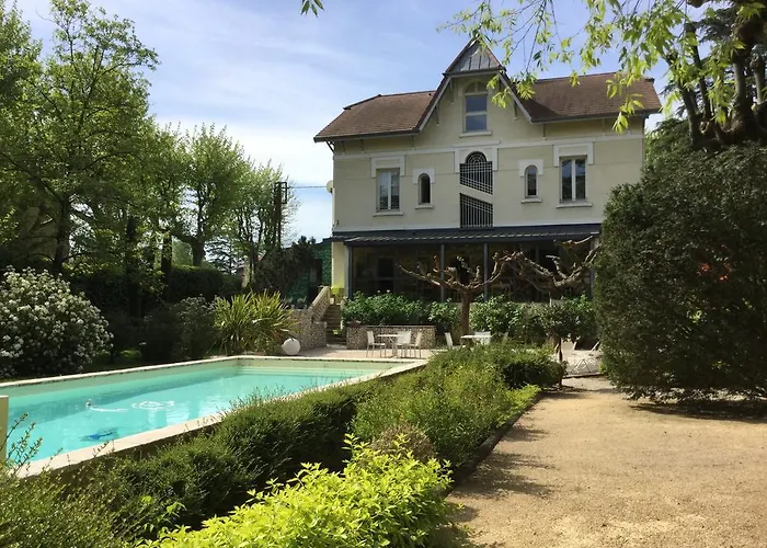 Hotel De Charme L'orée Du Parc 4*