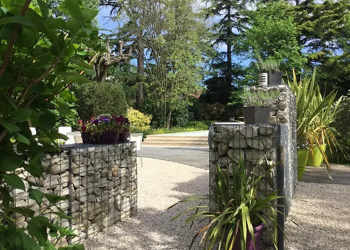 De Charme L'orée Du Parc 4*