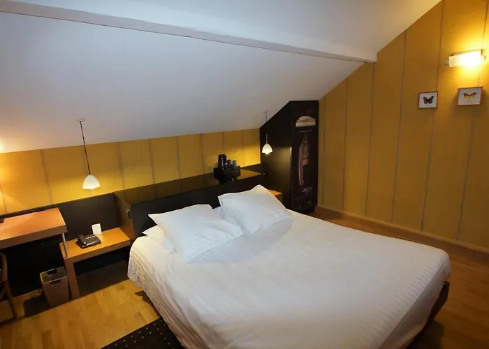 De Charme L'orée Du Parc Hotel 4*