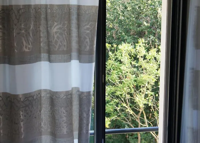 De Charme L'orée Du Parc Hotel 4*