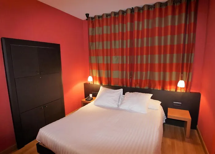 De Charme L'orée Du Parc Hotel 4*