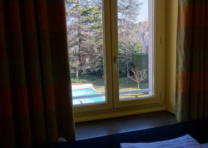 Hotel De Charme L'orée Du Parc Romans-sur-Isère