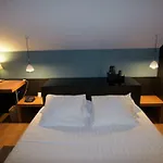 De Charme L'oree Du Parc 4*