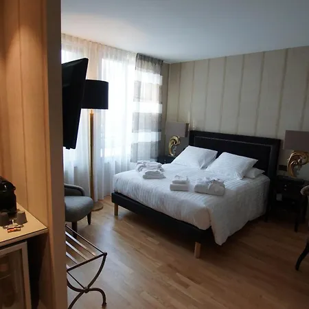 De Charme L'oree Du Parc 4* 로만스수르아이져