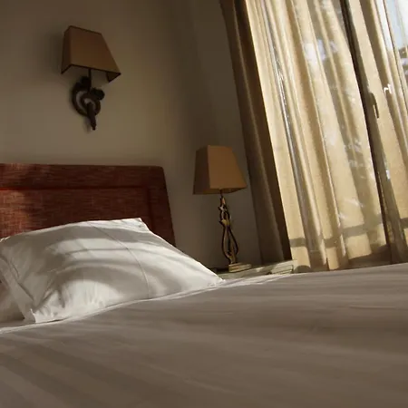 De Charme L'oree Du Parc 4* 로만스수르아이져