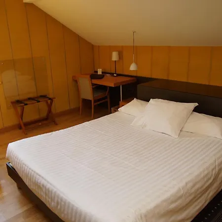 De Charme L'orée Du Parc Hotel Romans-sur-Isère