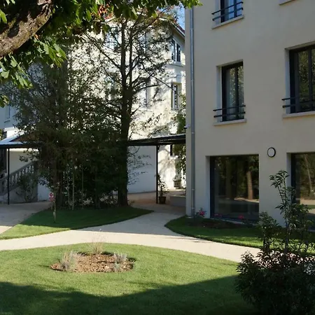 De Charme L'oree Du Parc