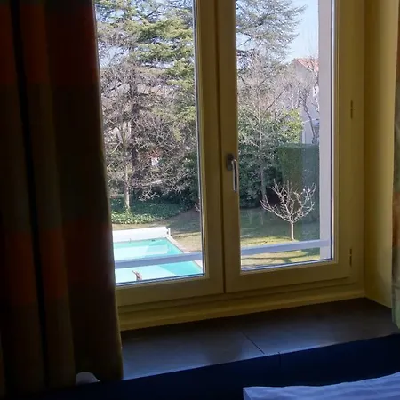 호텔 De Charme L'oree Du Parc 로만스수르아이져
