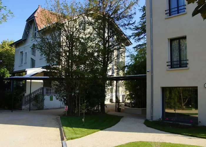 Szálloda De Charme L'oree Du Parc 4*